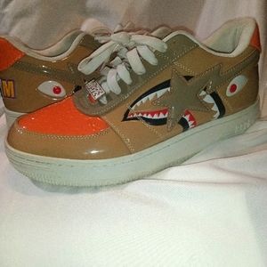 BAPESTA LOW M1 'MAD SHARK - BEIGE'